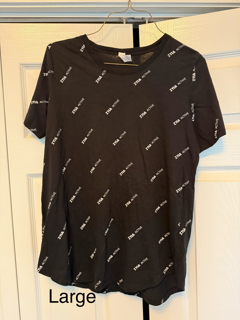 Zyia active Black  Logo Short Sleeve Tee size large nwot